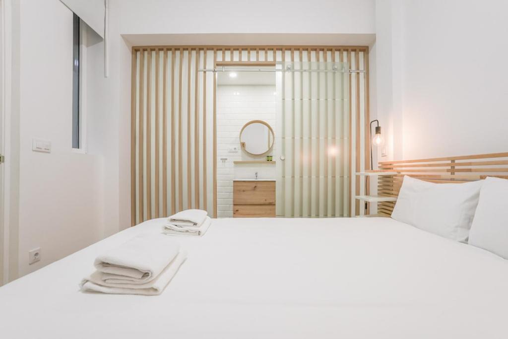 Modern Duplex-2Bedrooms 3Baths-Palacio Madrid Exteriör bild